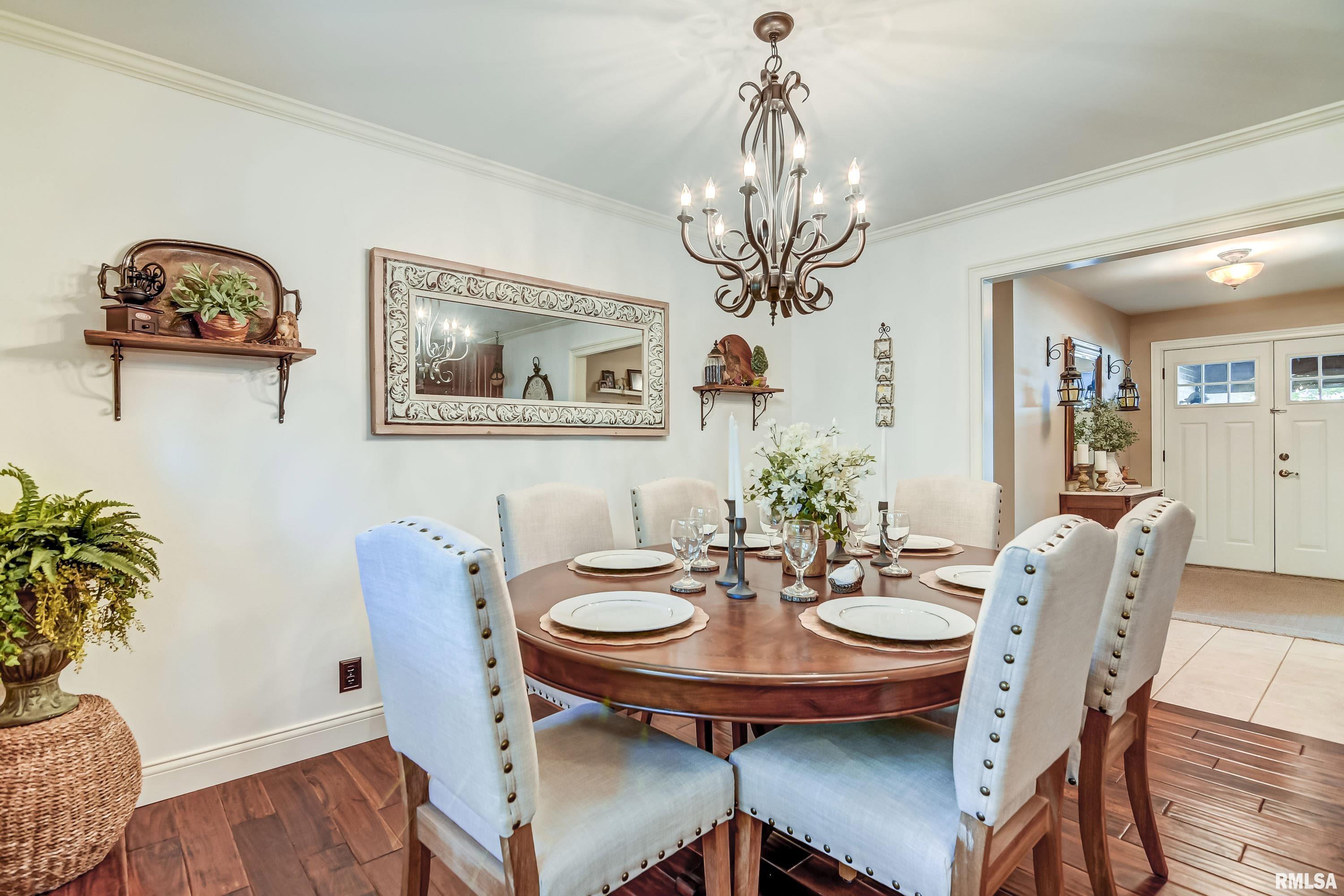 92 Delmar Drive Springfield, IL 62703 - Photo 10 of 59