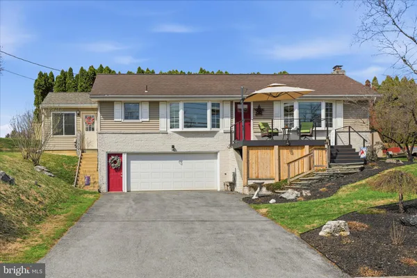 $370,000 | 620 Park Hill Drive, Manheim, PA 17545