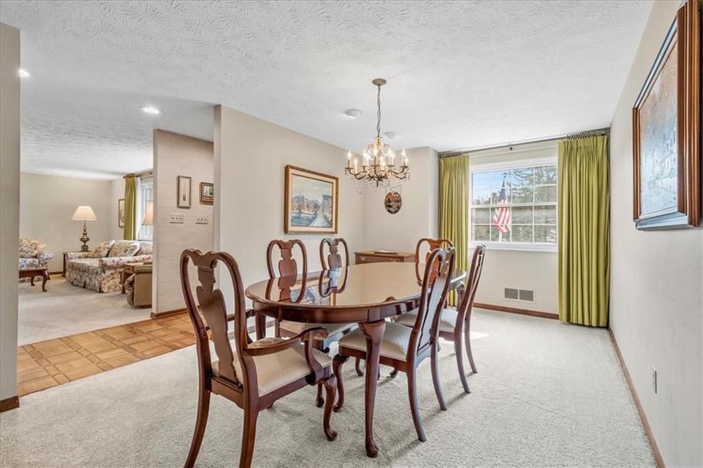 166 Kingsdale Road Pittsburgh, PA 15221 - Photo 3 of 16 Gallery Image 3