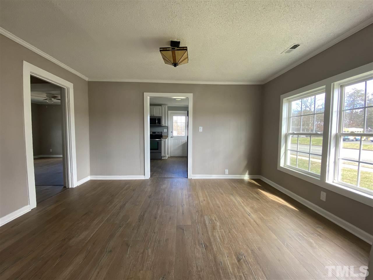 101 West Hanover Road Graham, NC 27253 - Photo 4 of 12 Gallery Image 4