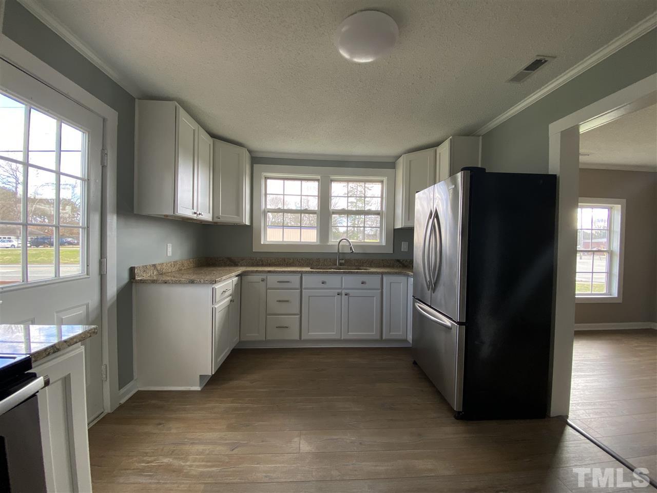 101 West Hanover Road Graham, NC 27253 - Photo 6 of 12 Gallery Image 6