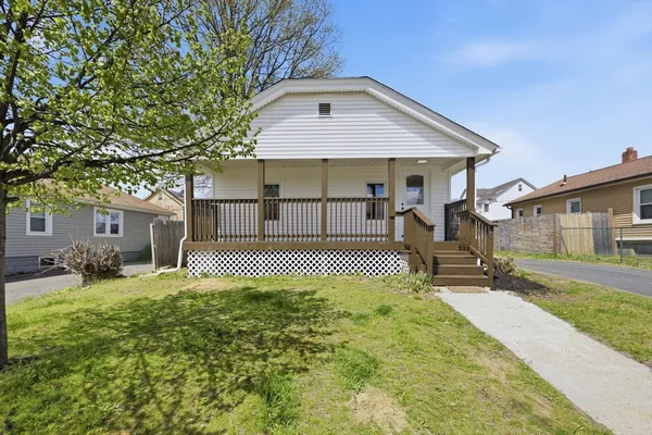 $269,900 | 20 Conklin Street, Springfield, MA 01109