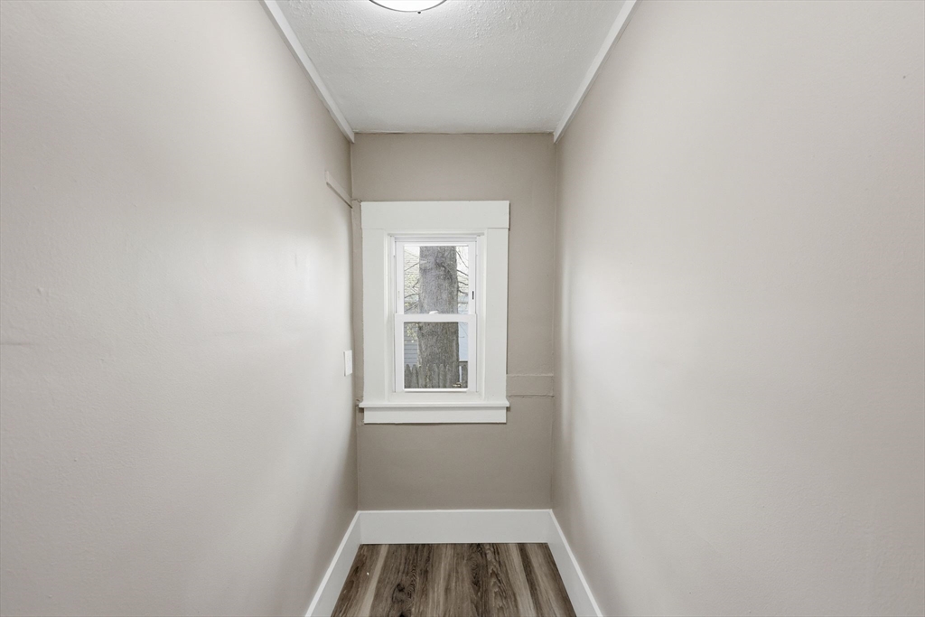 20 Conklin Street Springfield, MA 01109 - Photo 15 of 25