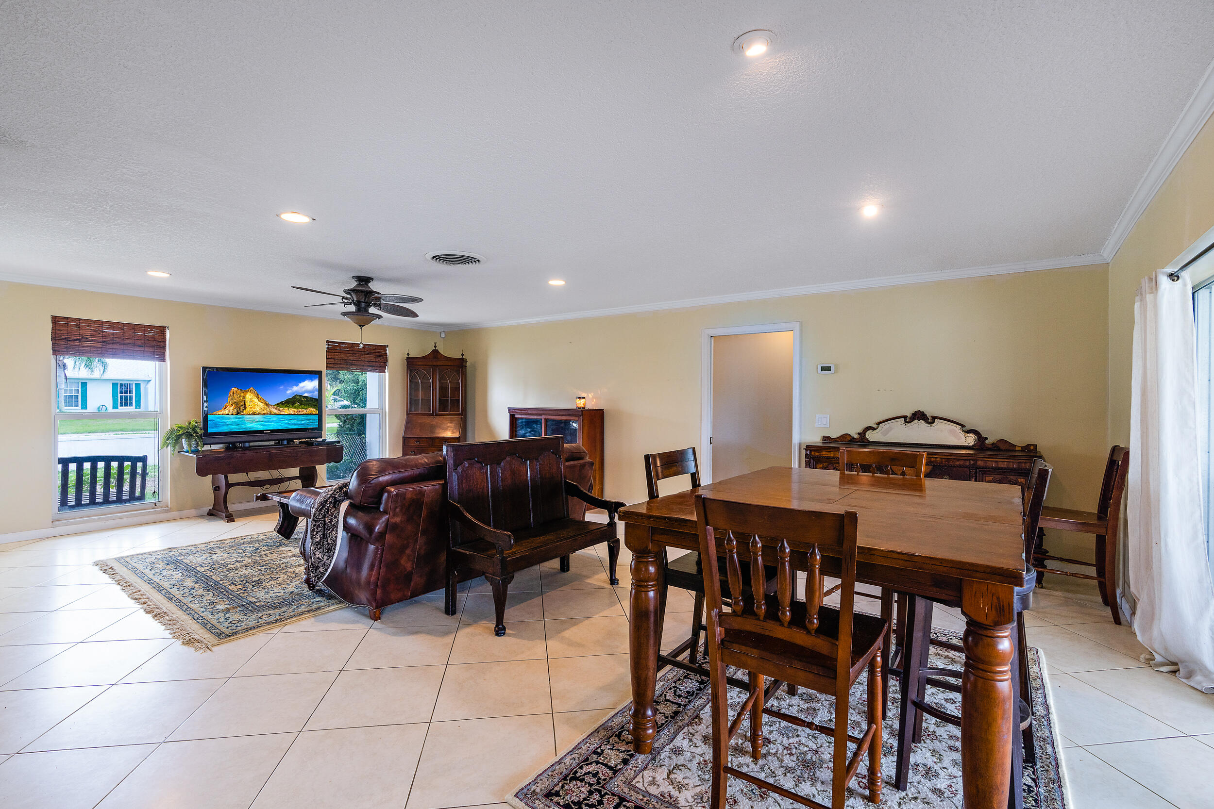 82 Golfview Drive Jupiter, FL 33469 - Photo 17 of 23 82 Golfview Dr-5