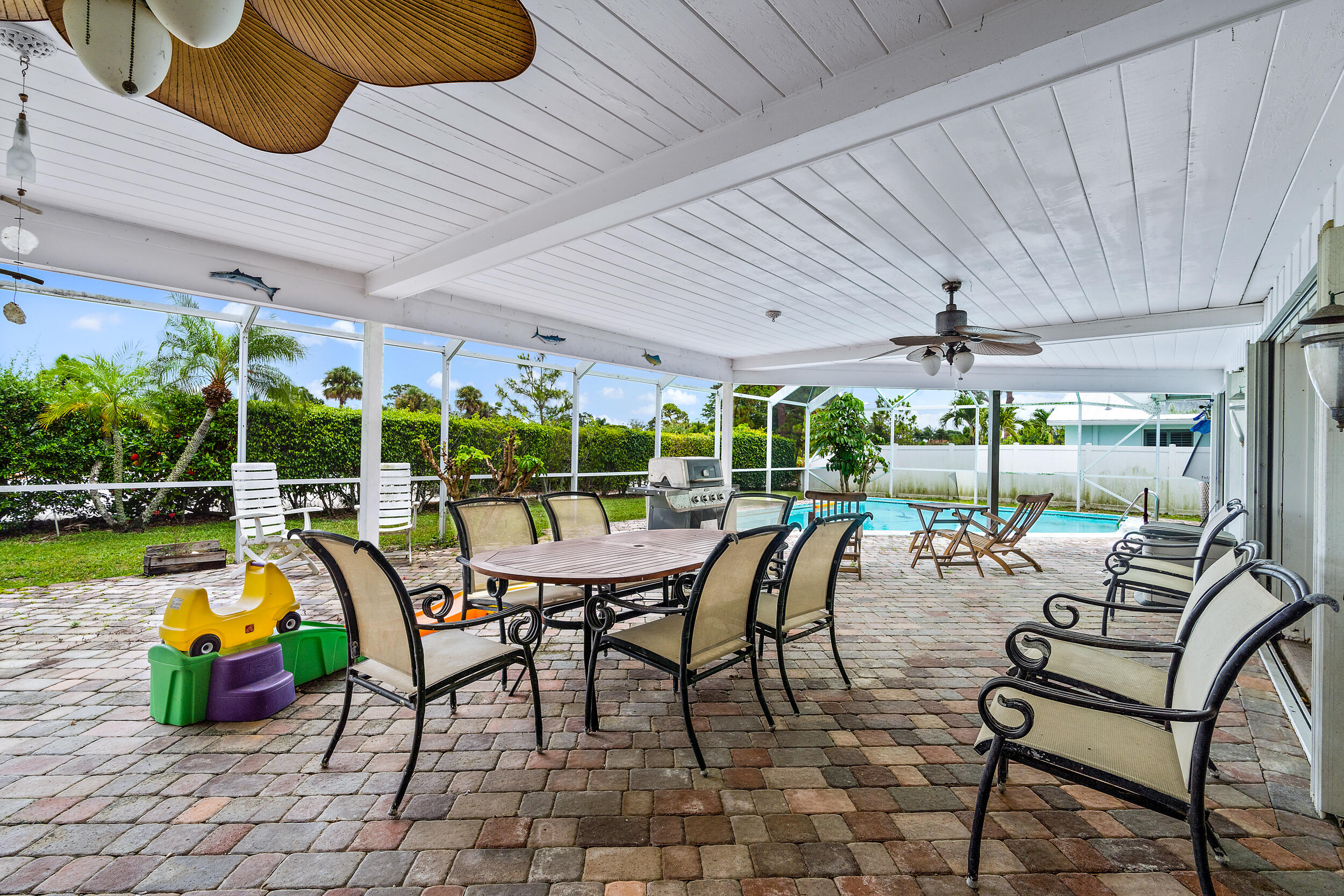 82 Golfview Drive Jupiter, FL 33469 - Photo 22 of 23 82 Golfview Dr-18