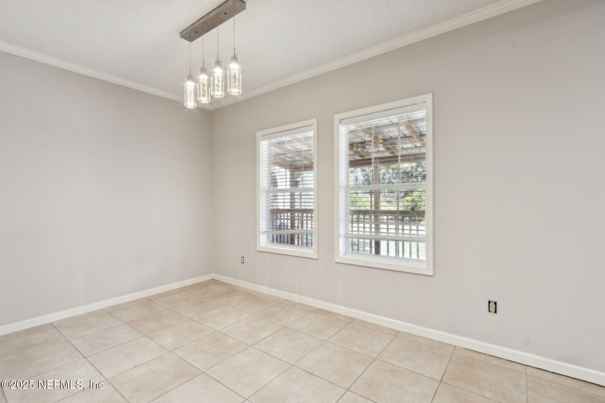 97071 Laffites Way Yulee, FL 32097 - Photo 12 of 50 21-web-or-mls-97178 Laffites Way-27