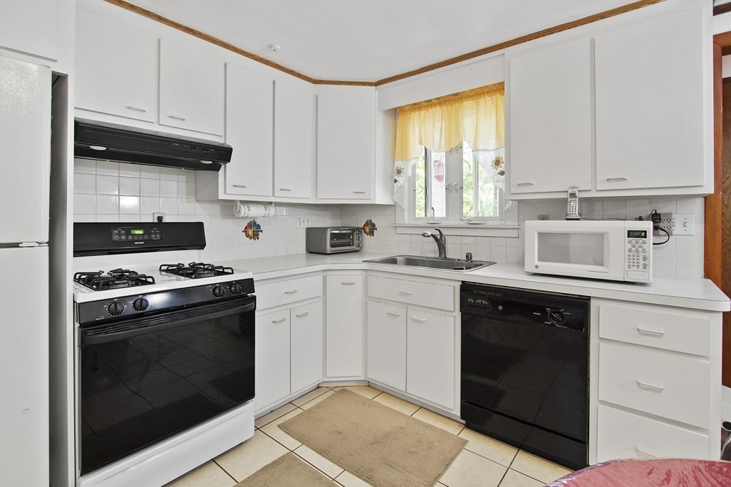 50 Althea Road Randolph, MA 02368 - Photo 7 of 16 Gallery Image 7