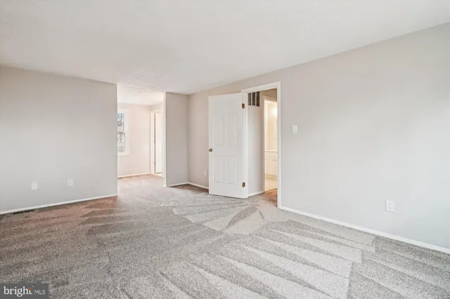 $675,000 | 135 Applegate Drive, Sterling, VA 20164