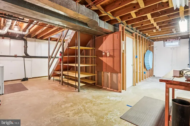 $675,000 | 135 Applegate Drive, Sterling, VA 20164