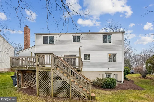 $675,000 | 135 Applegate Drive, Sterling, VA 20164