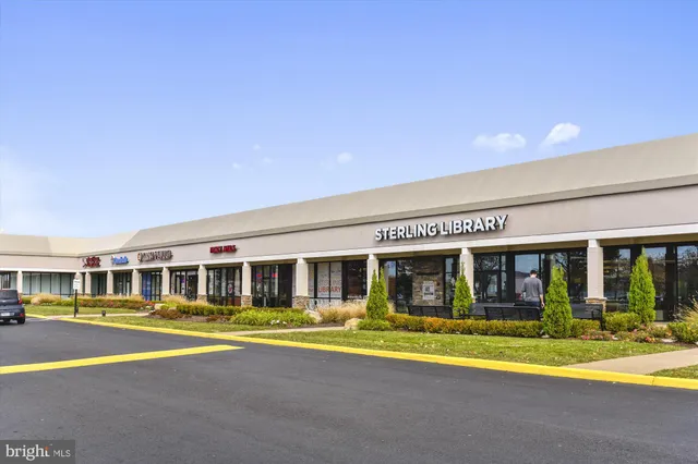 $675,000 | 135 Applegate Drive, Sterling, VA 20164