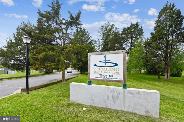 $675,000 | 135 Applegate Drive, Sterling, VA 20164