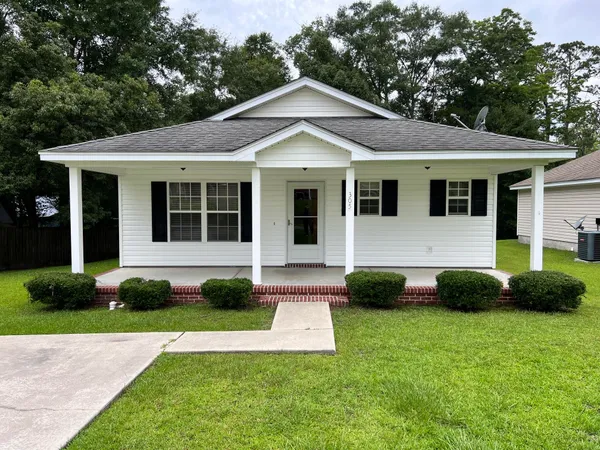 $204,000 | 305 Range Line Street, Bonifay, FL 32425