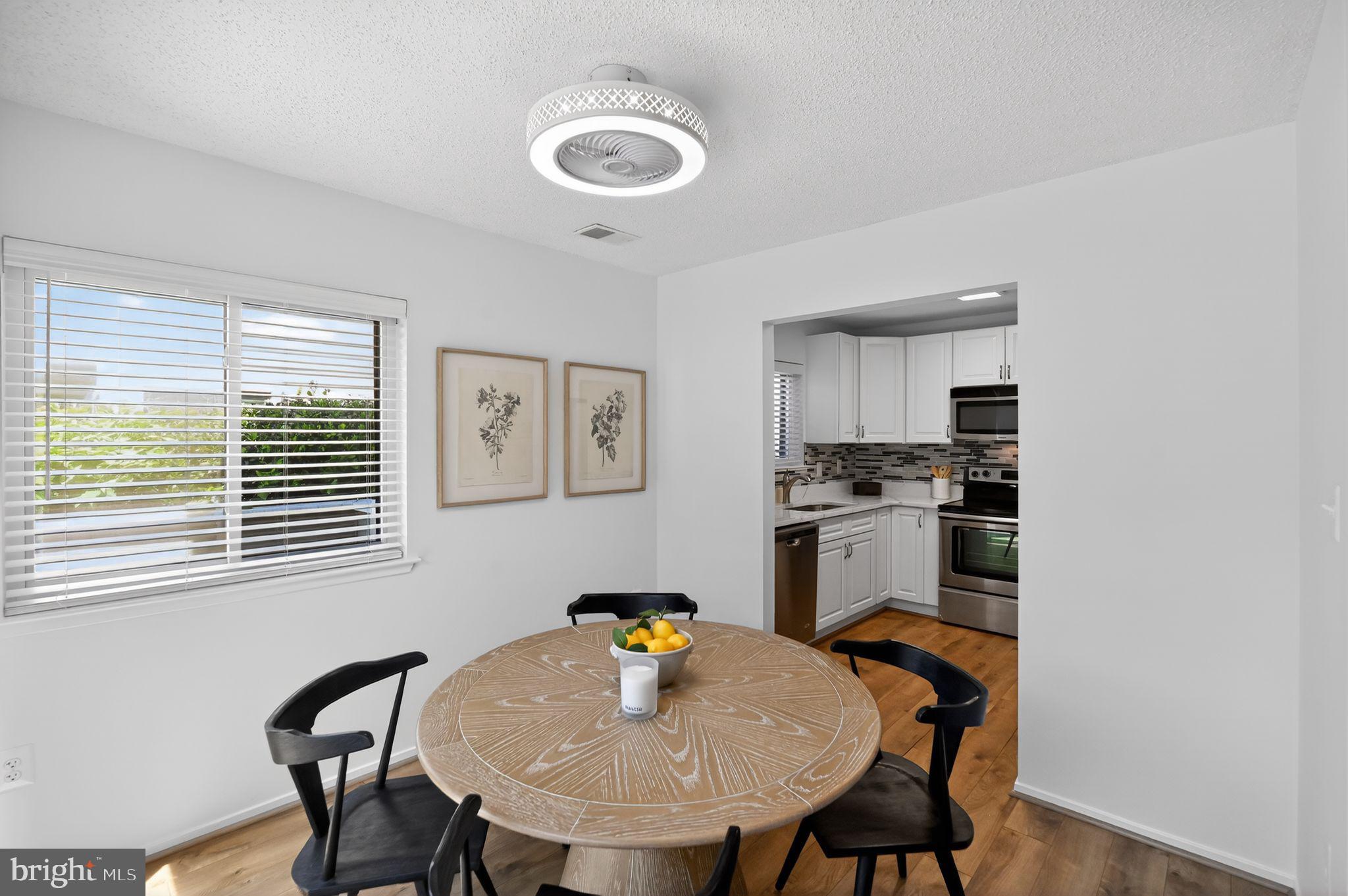 1957 Villaridge Drive Reston, VA 20191 - Photo 9 of 38 Dining Room