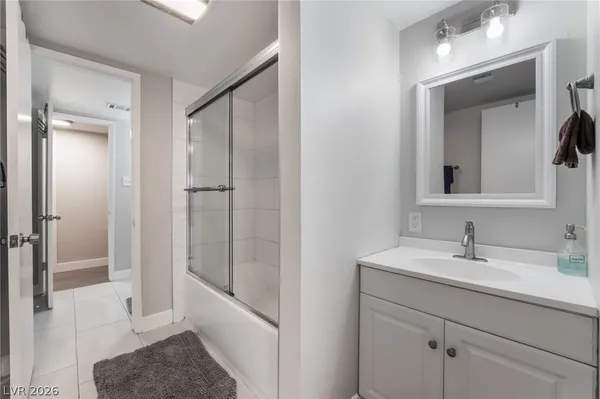 $3,500 | 3992 Chinchilla Avenue, Las Vegas, NV 89121