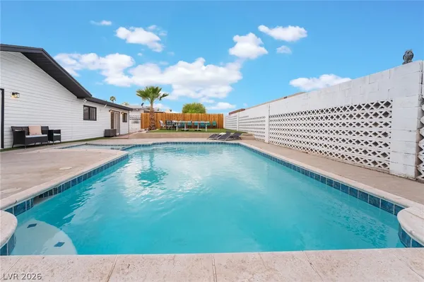 $3,500 | 3992 Chinchilla Avenue, Las Vegas, NV 89121