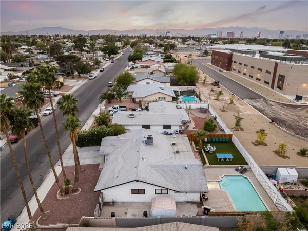 $3,500 | 3992 Chinchilla Avenue, Las Vegas, NV 89121