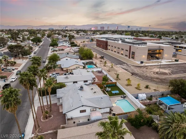 $3,500 | 3992 Chinchilla Avenue, Las Vegas, NV 89121