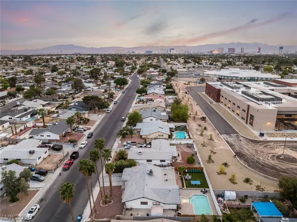 $3,500 | 3992 Chinchilla Avenue, Las Vegas, NV 89121