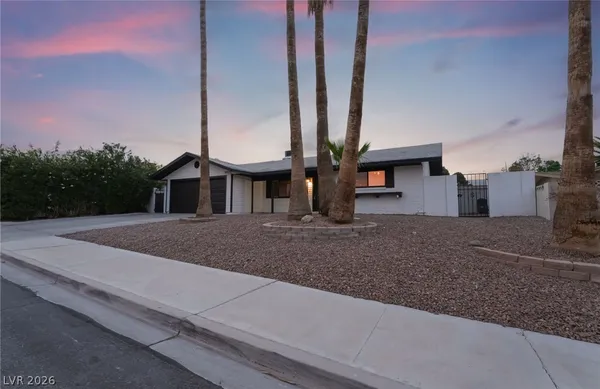 $3,500 | 3992 Chinchilla Avenue, Las Vegas, NV 89121