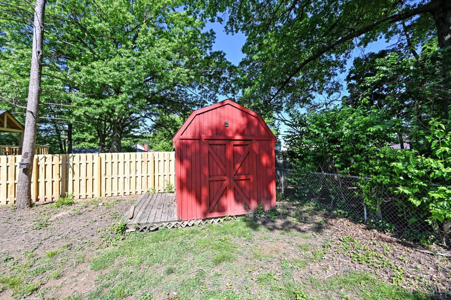 5587 Vogel Road Cincinnati, OH 45239 - Photo 39 of 42