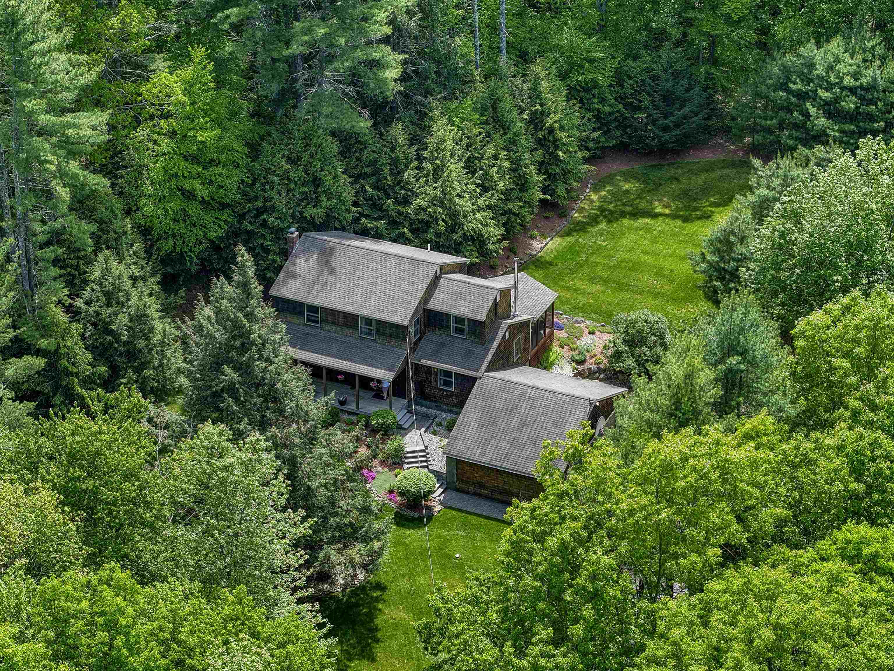 56 Averill Road Brookline, NH 03033 - Photo 4 of 55