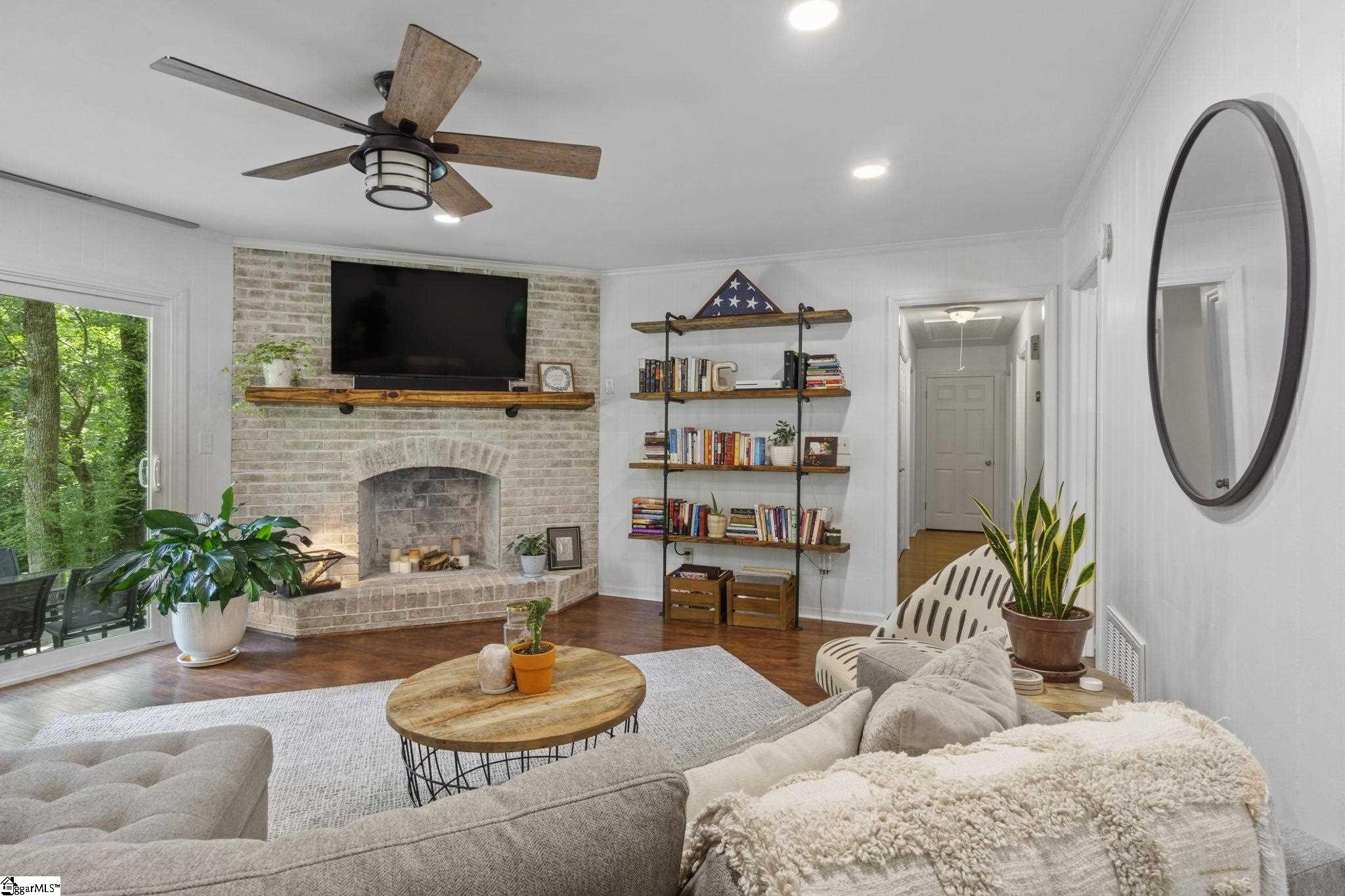 224 Edwards Mill Road Taylors, SC 29687 - Photo 12 of 31 Gallery Image 12