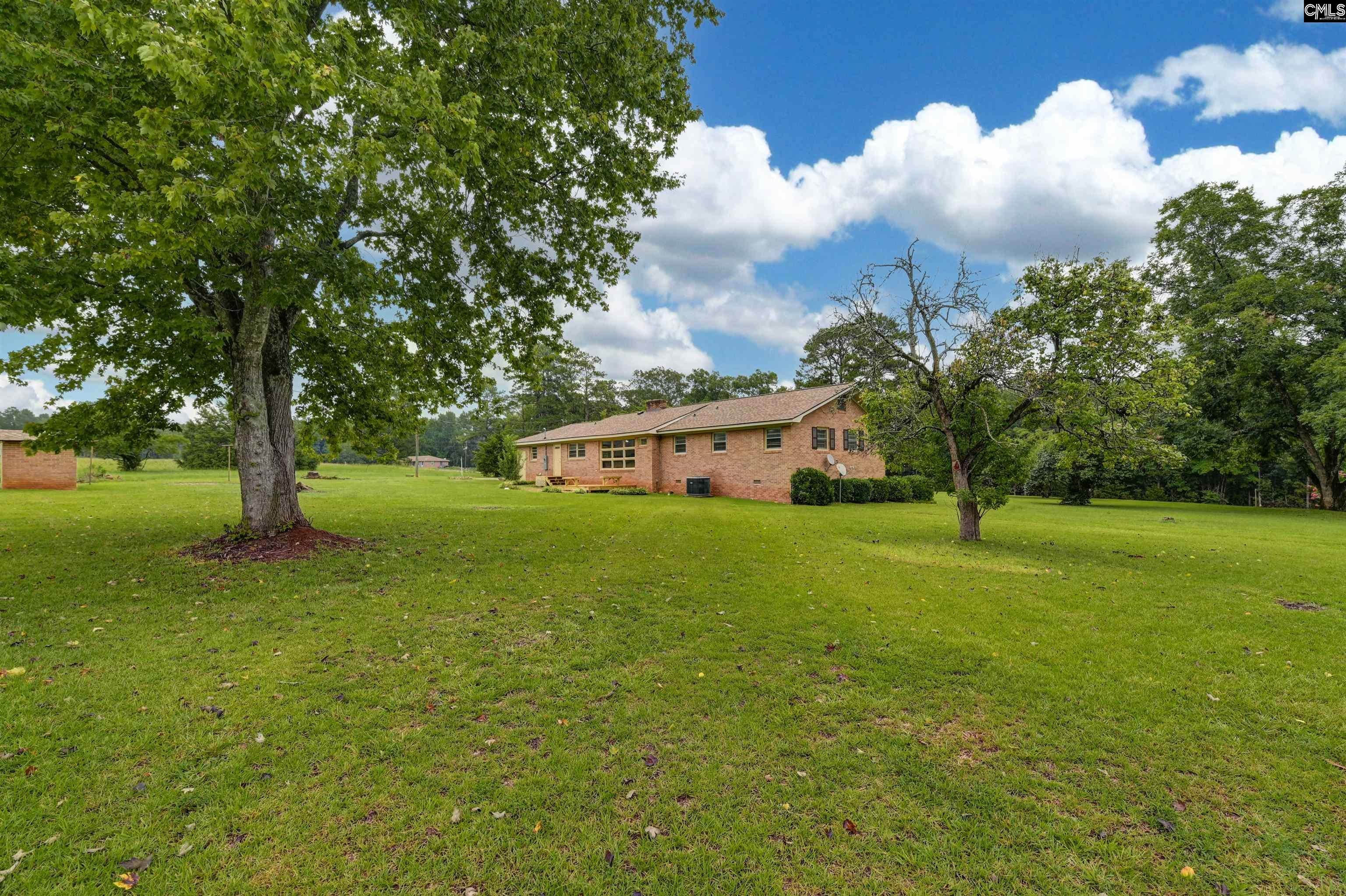 5463 Wheeland Road Little Mountain, SC 29075 - Photo 7 of 41 Gallery Image 7