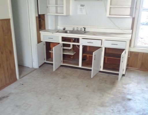 80 Shawmut Street Lewiston, ME 04240 - Photo 3 of 16 Kitchen.