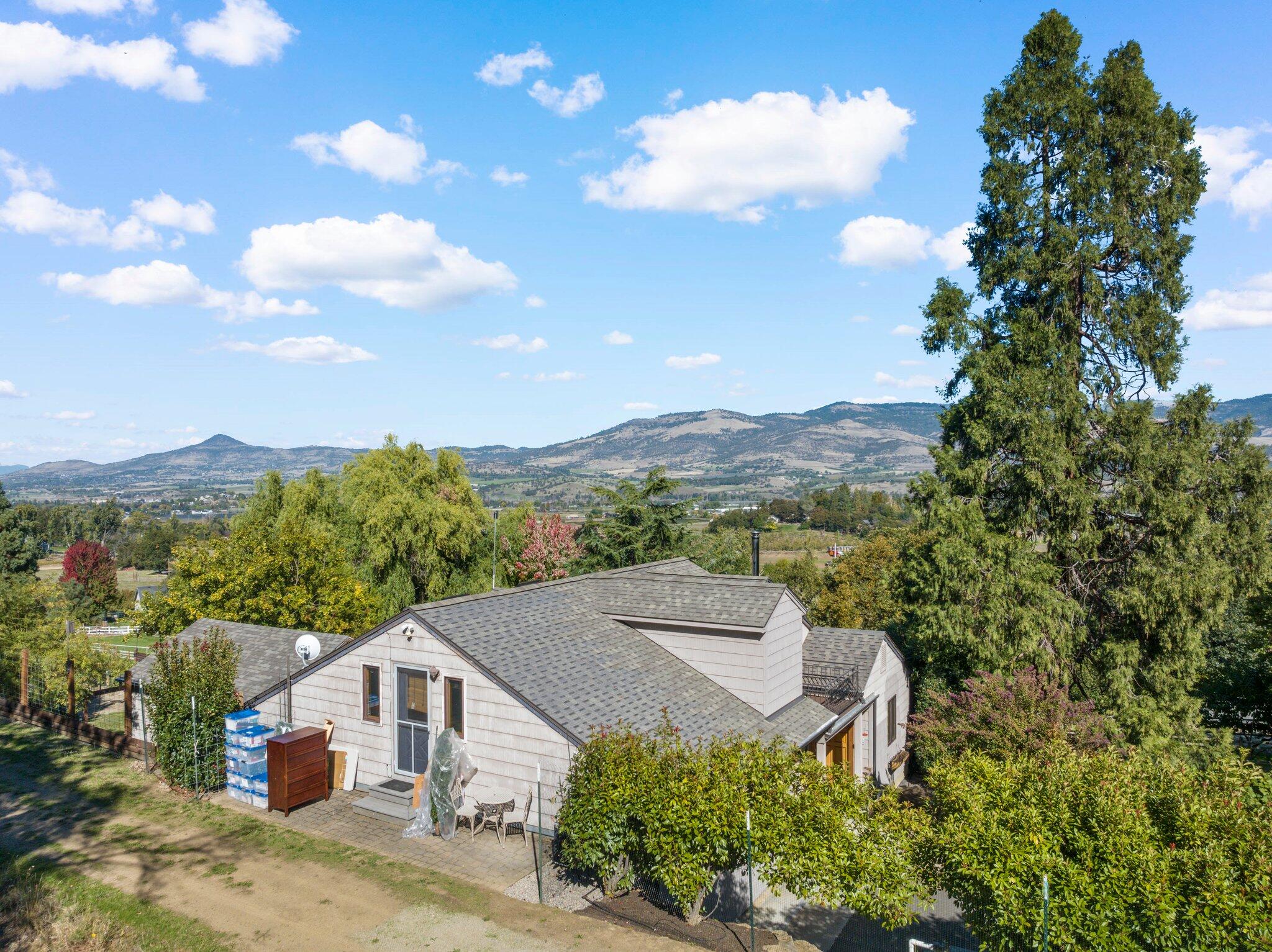 6062 Adams Road Talent, OR 97540 - Photo 68 of 75 36-web-or-mls-DJI_0899