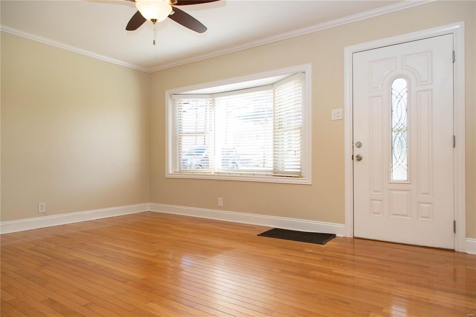 4345 Ringer Road St. Louis, MO 63129 - Photo 2 of 14 Gallery Image 2