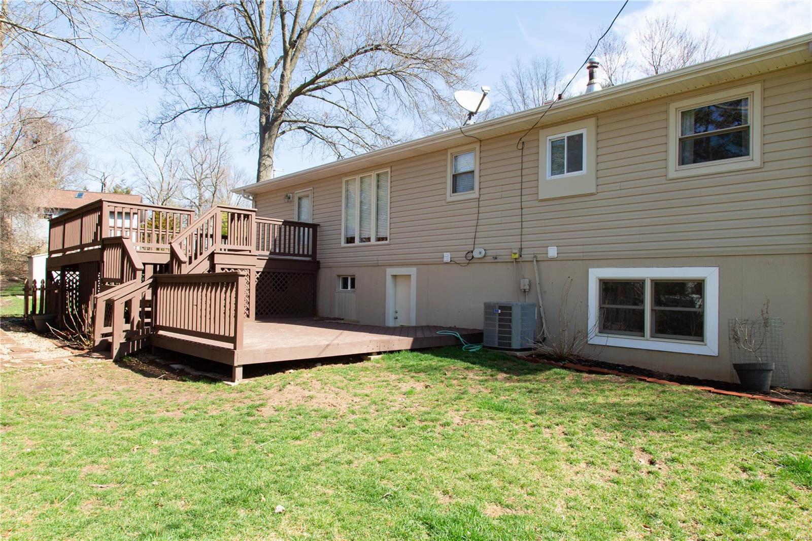 4345 Ringer Road St. Louis, MO 63129 - Photo 14 of 14 Gallery Image 14