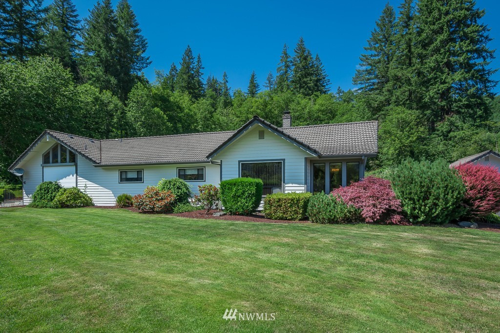517 Davis Lake Road Morton, WA 98356 - Photo 2 of 23 Gallery Image 2