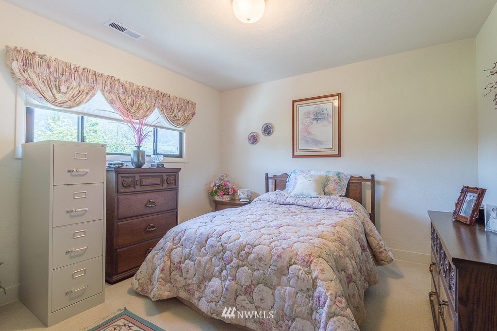 517 Davis Lake Road Morton, WA 98356 - Photo 15 of 23 Gallery Image 15
