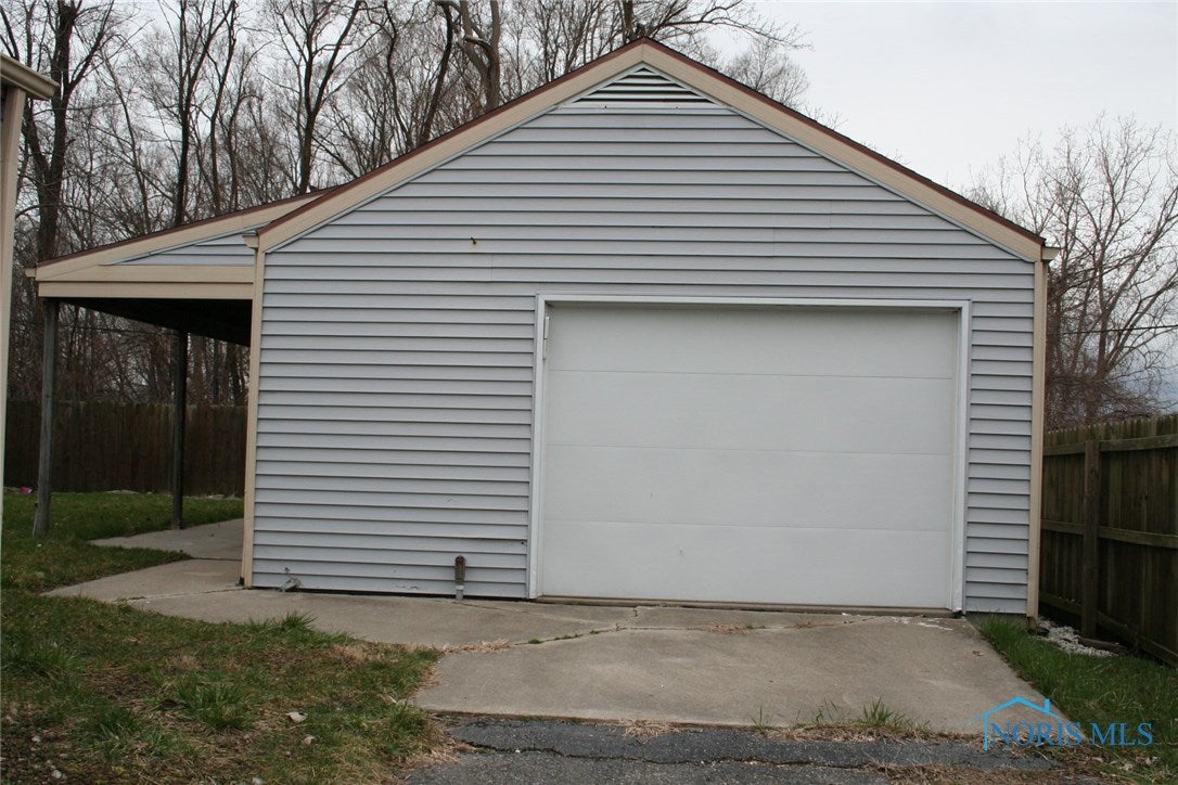 836 Cresceus Road Oregon, OH 43616 - Photo 13 of 18 Gallery Image 13
