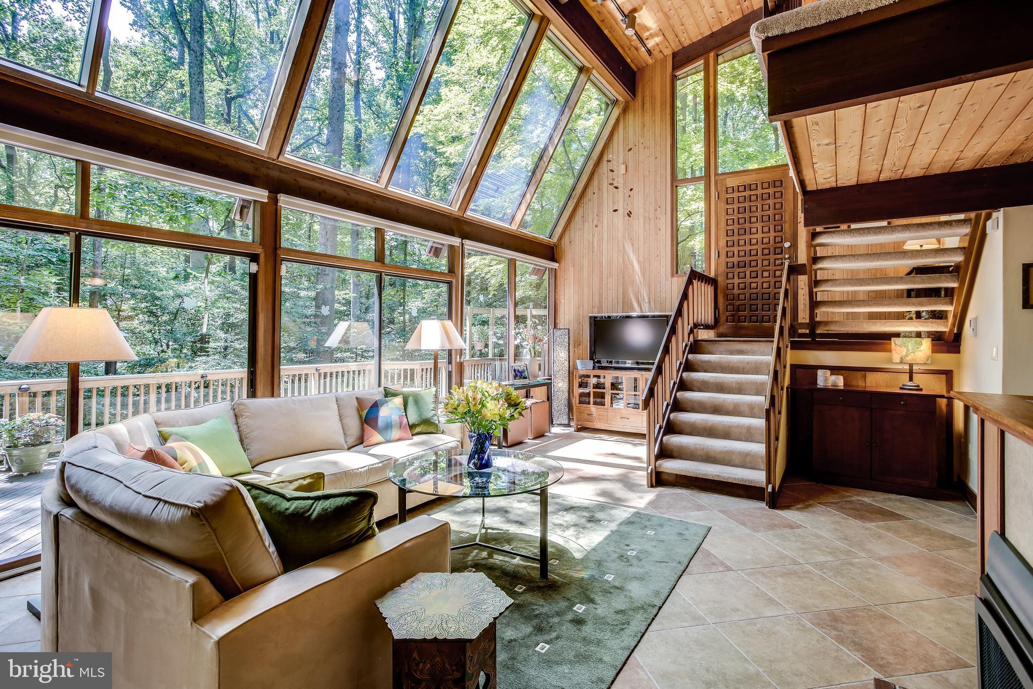 11606 Foxclove Road Reston, VA 20191 - Photo 15 of 80 Plenty of Natural Light Throughout.