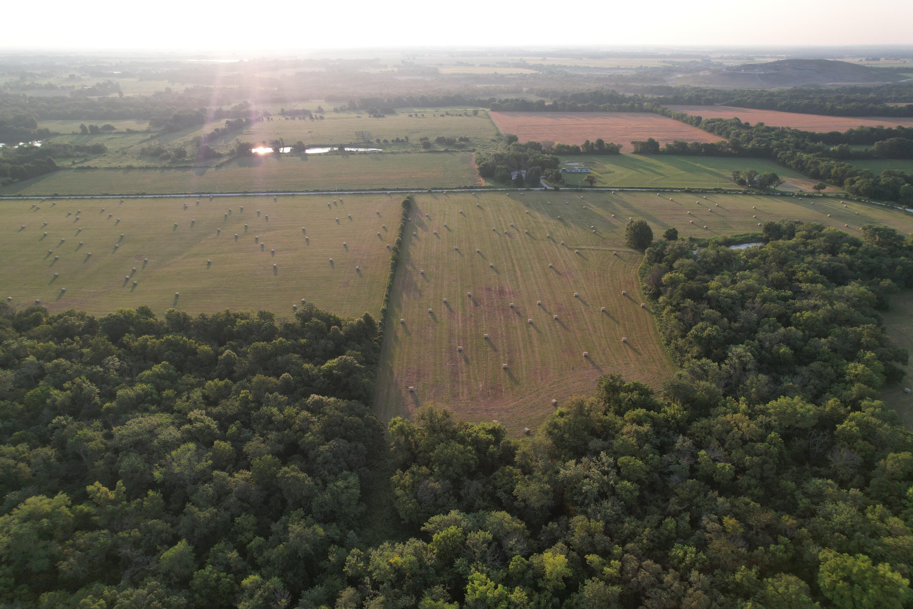 220 Northwest 40th Road Lamar, MO 64759 - Photo 51 of 90 DJI_0383