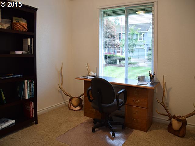 6525 Southwest Locust Street Portland, OR 97223 - Photo 8 of 15 Gallery Image 8