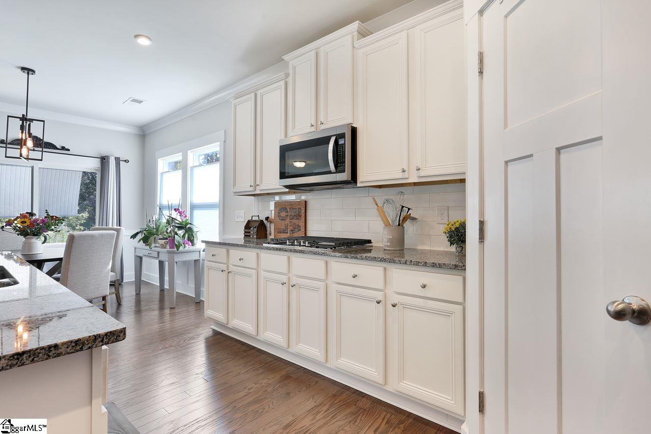 133 Redcroft Drive Greer, SC 29651 - Photo 9 of 31