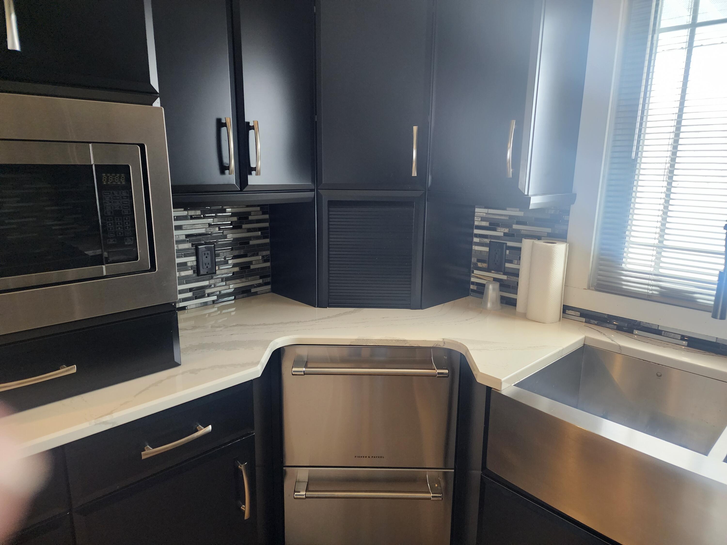 4787 Maple Island Road Fruitport, MI 49415 - Photo 7 of 37 1000002422