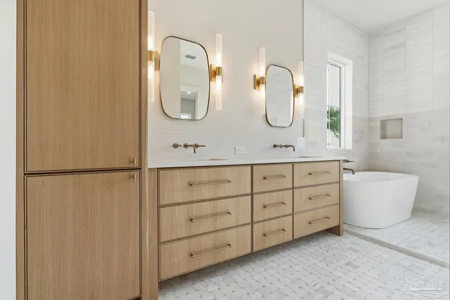 $2,850,000 | 803 Bayshore Drive, Pensacola, FL 32507