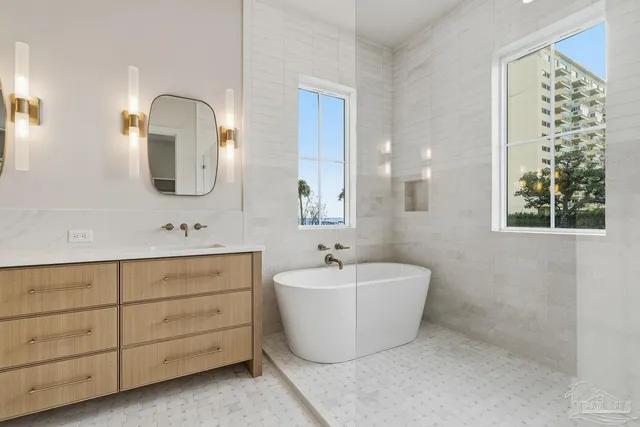 $2,850,000 | 803 Bayshore Drive, Pensacola, FL 32507