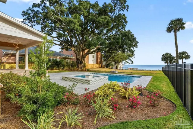 $2,850,000 | 803 Bayshore Drive, Pensacola, FL 32507