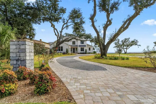 $2,850,000 | 803 Bayshore Drive, Pensacola, FL 32507