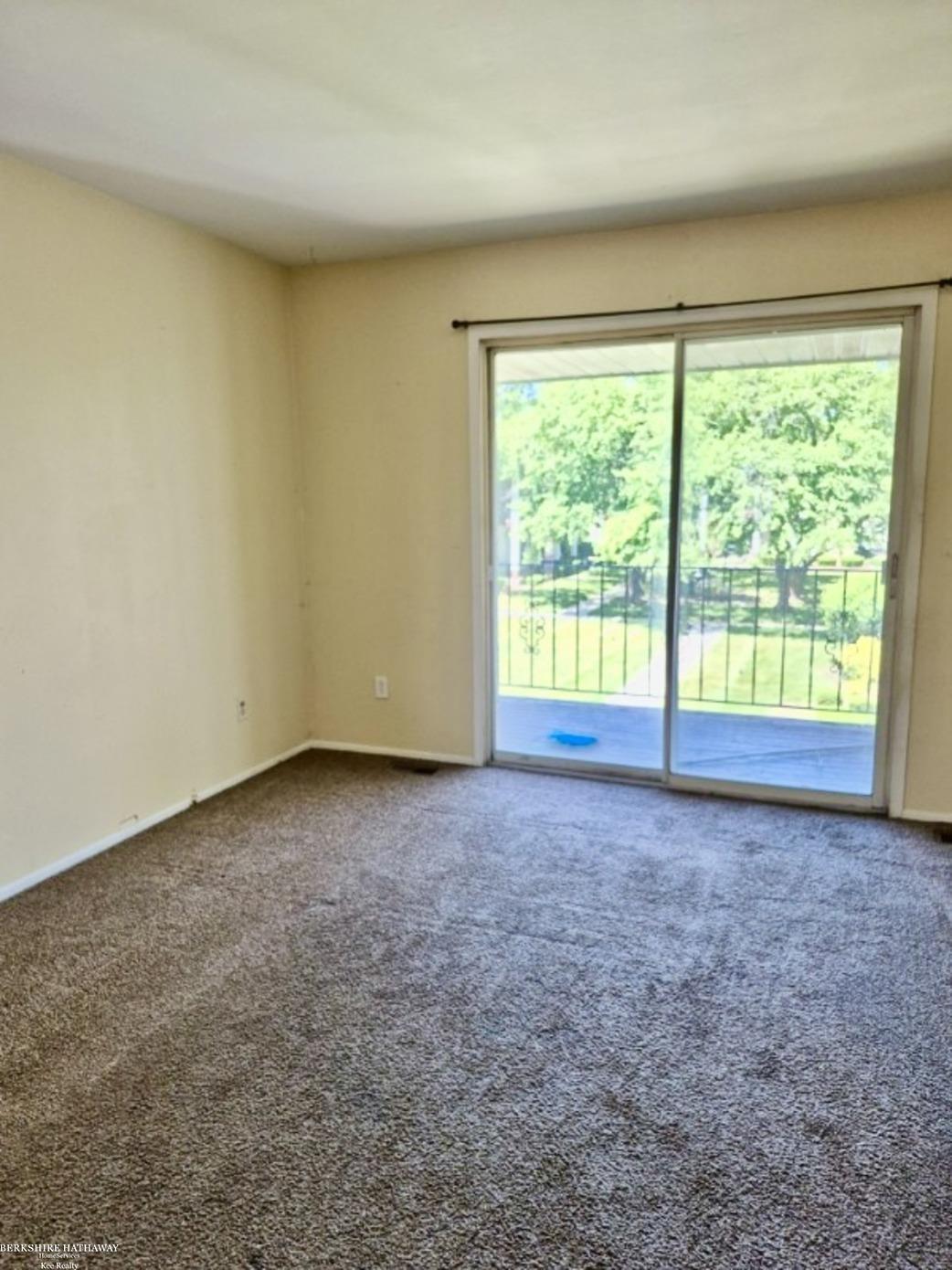 29241 Hayes Road, Unit 71 Warren, MI 48088 - Photo 9 of 23