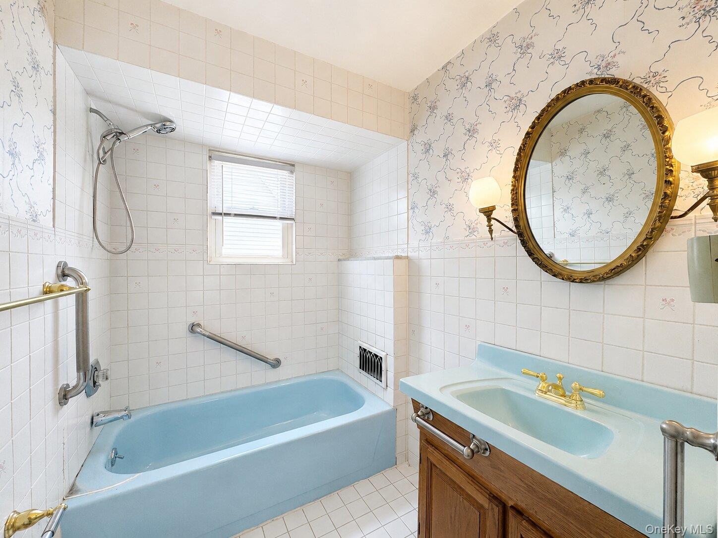 113 Rhodes Street New Rochelle, NY 10801 - Photo 18 of 32