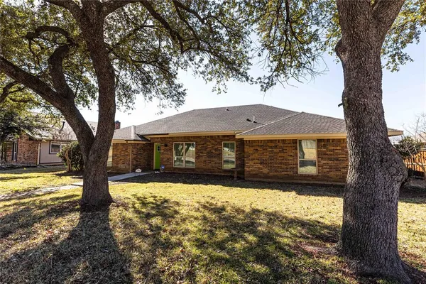 $3,000 | 2309 Hillside Lane, Carrollton, TX 75006