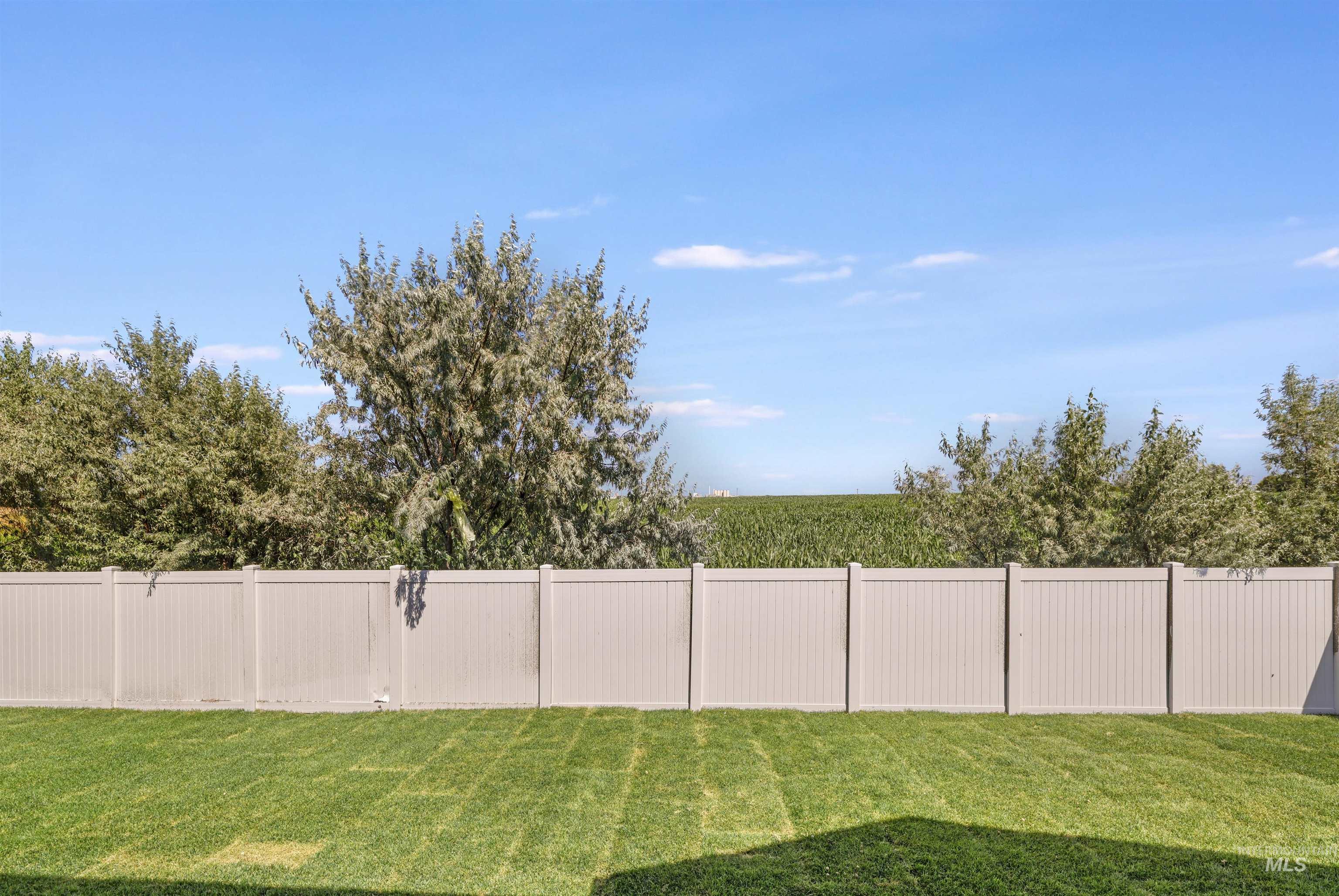 941 Gregory Way Twin Falls, ID 83301 - Photo 33 of 40 View of yard