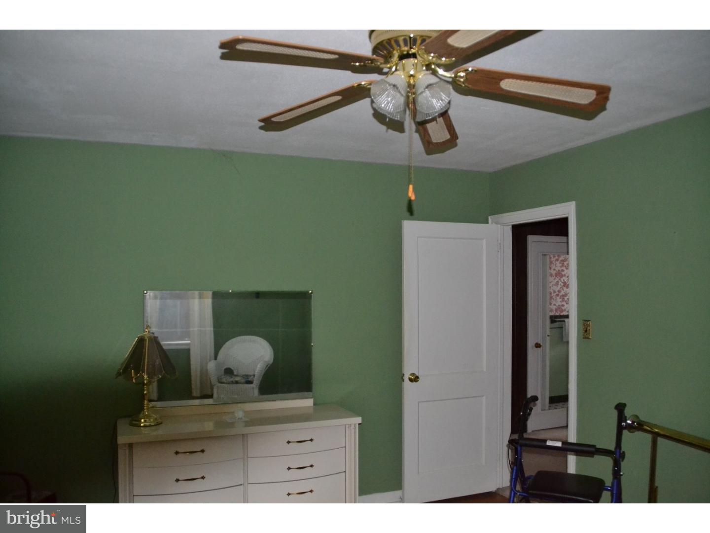 2739 Hillview Road Broomall, PA 19008 - Photo 23 of 25 Bedroom 2
