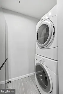 $289,000 | 5700 Chapman Mill Drive, Unit 2202, Rockville, MD 20852